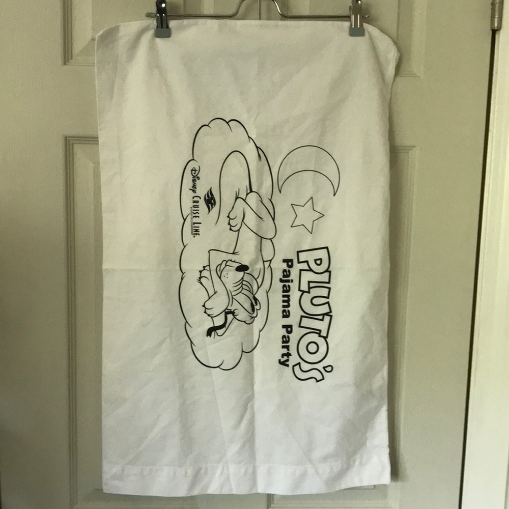 2 new Disney cruise line pluto pillowcases